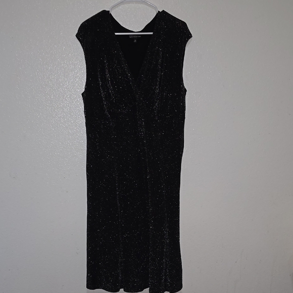 Jones New York Black Sheath Midi Dress V-Neck Sleeveless - Picture 9 of 10
